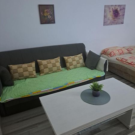 Apartment Capital Town Vk 14 Novi Sad Exterior foto